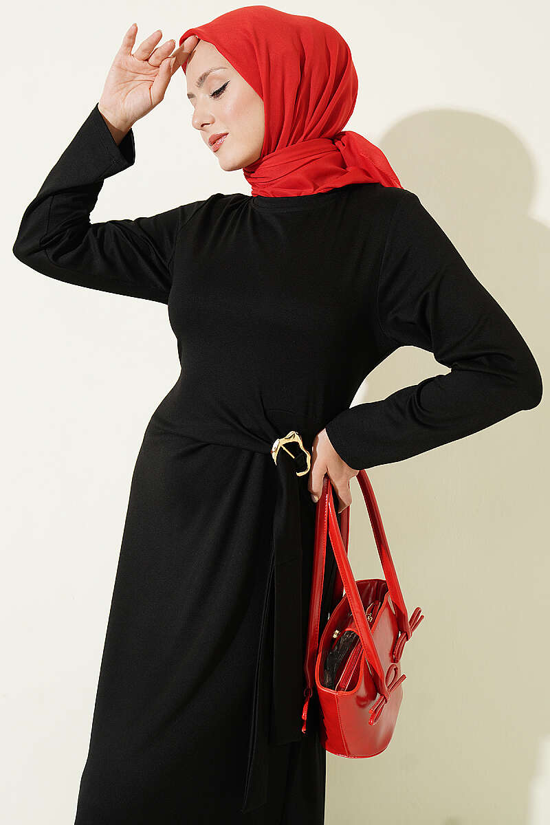 Side Tied Dress with Gold Buckle Black – Image 2