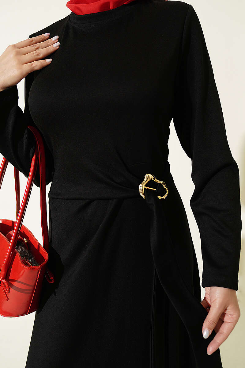 Side Tied Dress with Gold Buckle Black – Image 4