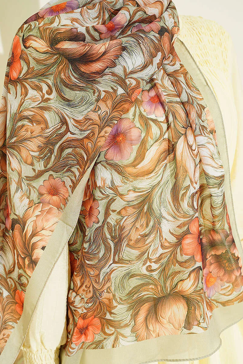 Floral Pattern French Silk Shawl Hazel – Bild 4