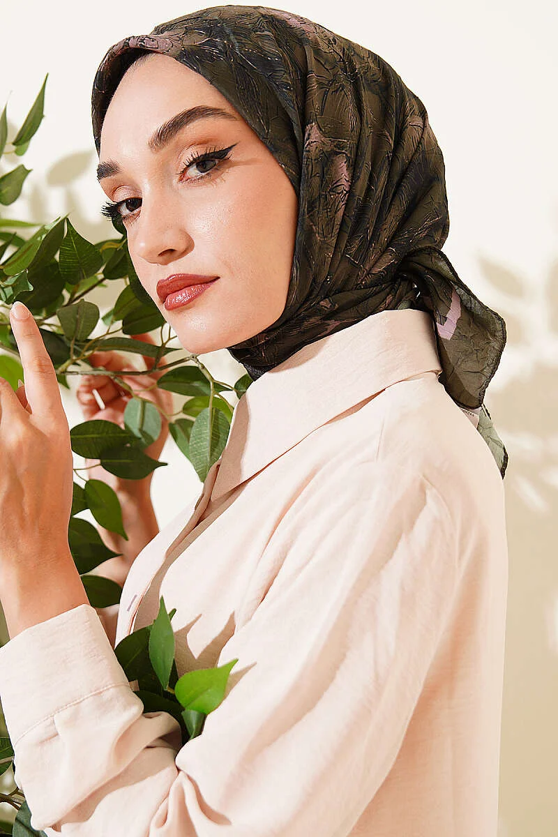 Floral Pattern Bamboo Crinkle Scarf Khaki