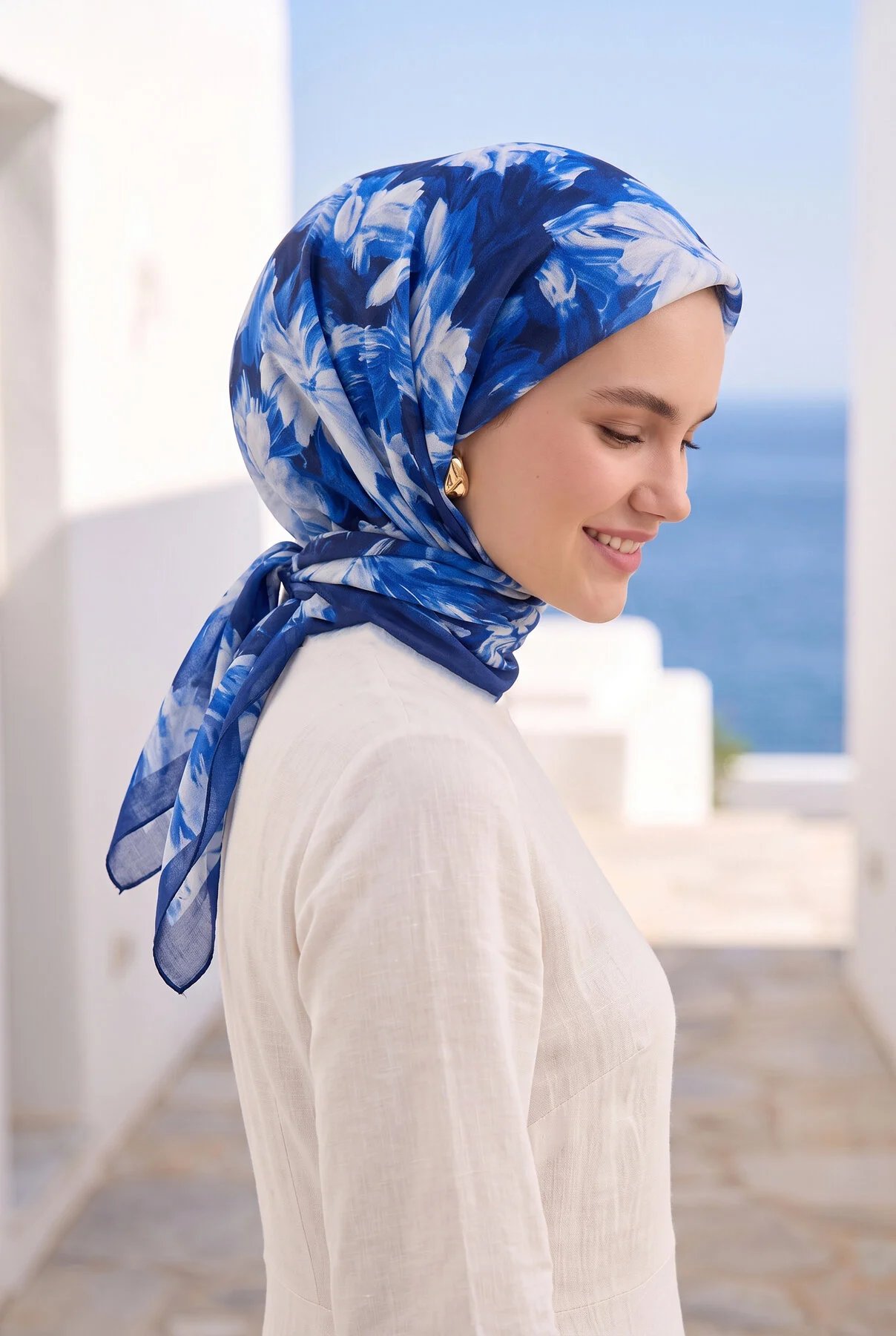 Floral Scarf Series Navy Blue - Imagen 2