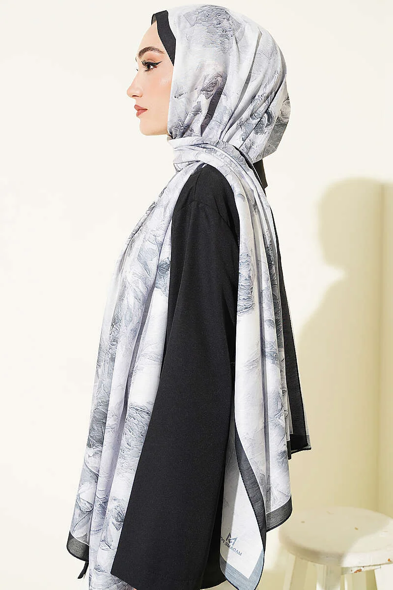 Floral Scarf with Fine Stripe Detail Black - immagine 3