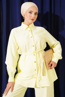 Alternative view of Two-Piece Set with Double Ruffles and Belt Yellow