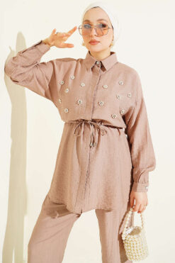 Alternative view of Pearl Flower Hidden Button Two-Piece Set Latte