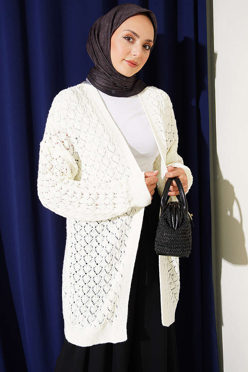 Textured Patterned Sweater Cardigan Ecru