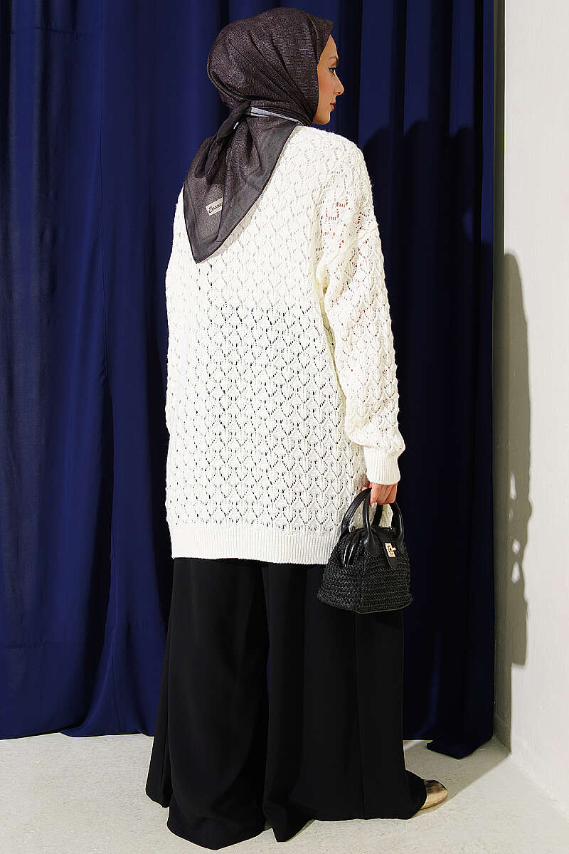 Textured Patterned Sweater Cardigan Ecru - Image 3