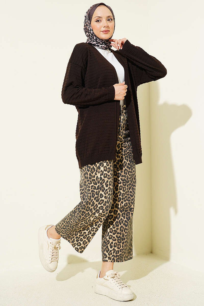 Textured Pattern Basic Knit Cardigan Dark Brown – Image 2