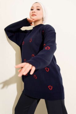 Heart Embroidered Knit Sweater Navy Blue