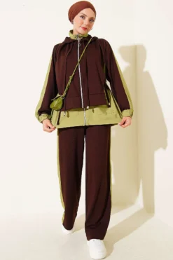 Two-Piece Set Brown