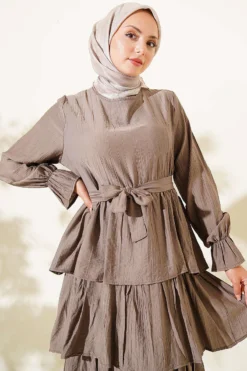 منظر بديل لـ Tiered Dress with Belt Mink