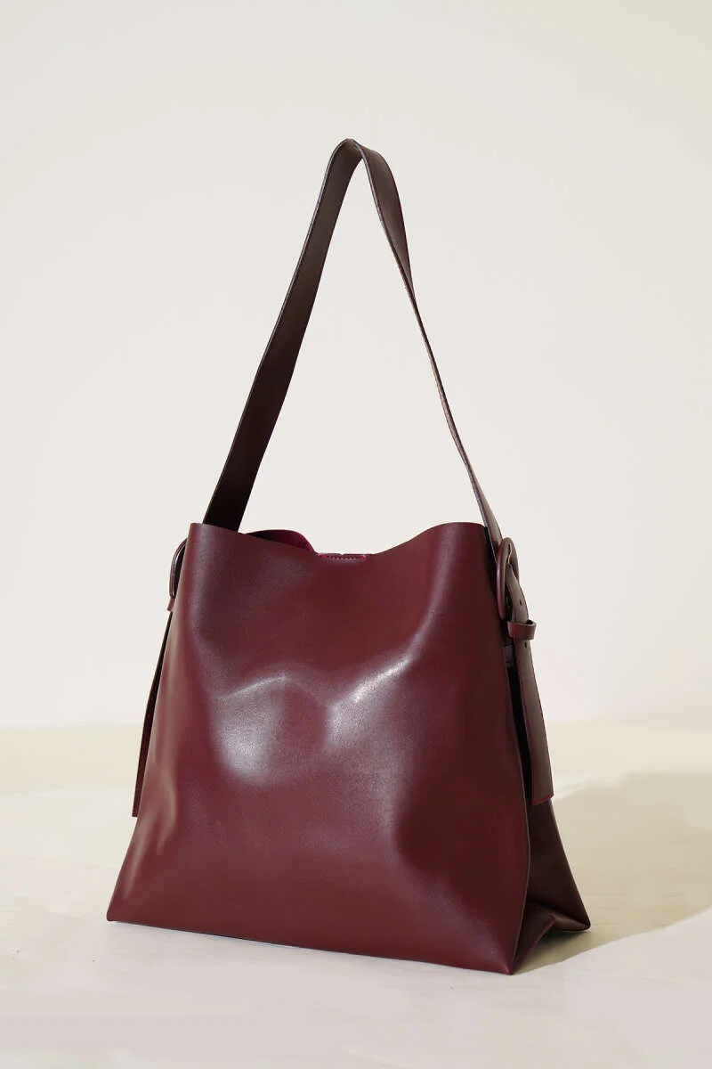 Belt Buckle Handle Bag Burgundy