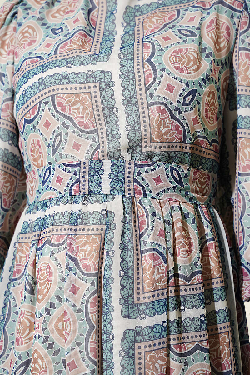 Printed Chiffon Dress with Cuff Sleeves Green - Image 4
