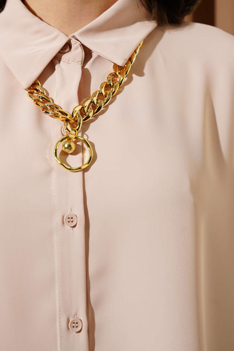 Batwing Sleeve Oversized Shirt with Necklace Beige – Bild 4