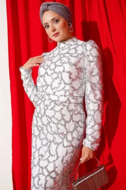 Alternatieve weergave van Belted Sequin Evening Dress Ecru