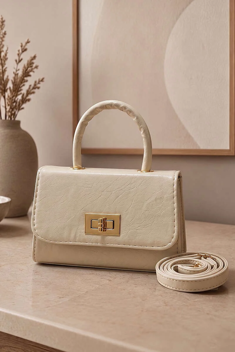 Handle Detail Lock Bag Cream