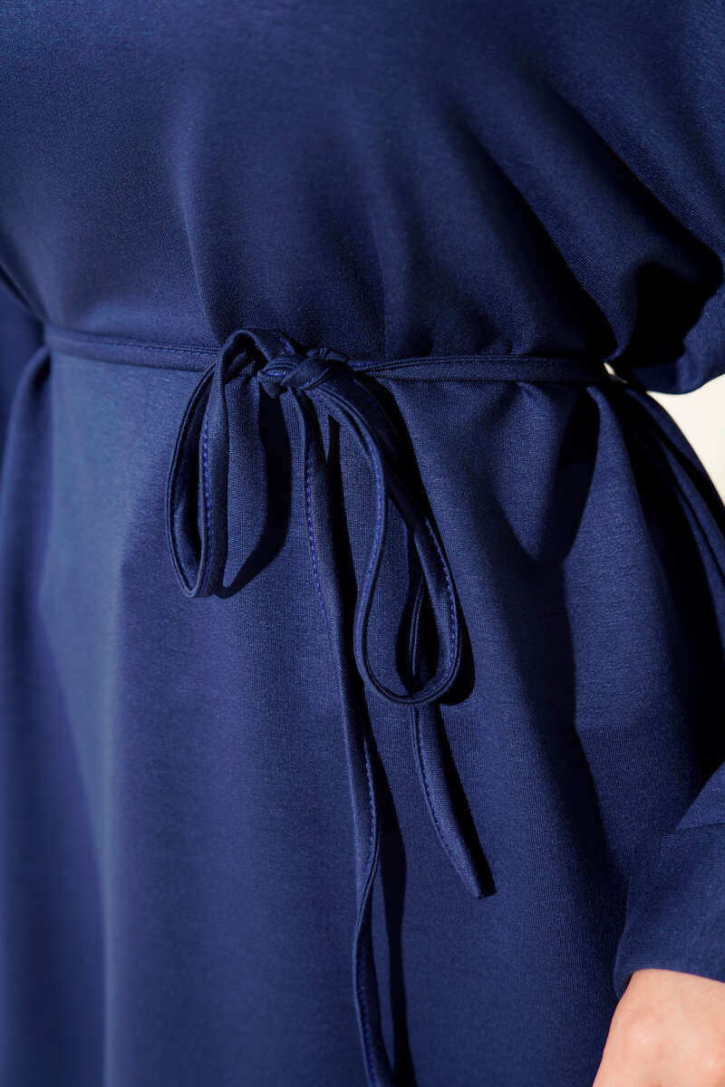 Side-Slit Belted Tunic Navy Blue – Image 4