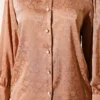Cuff Button Jacquard Satin Shirt - Imagen 4