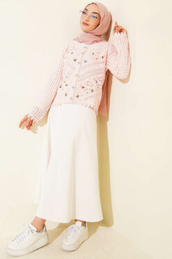 Alternative view of Short Knit Cardigan with Mini Floral Embroidery Pink