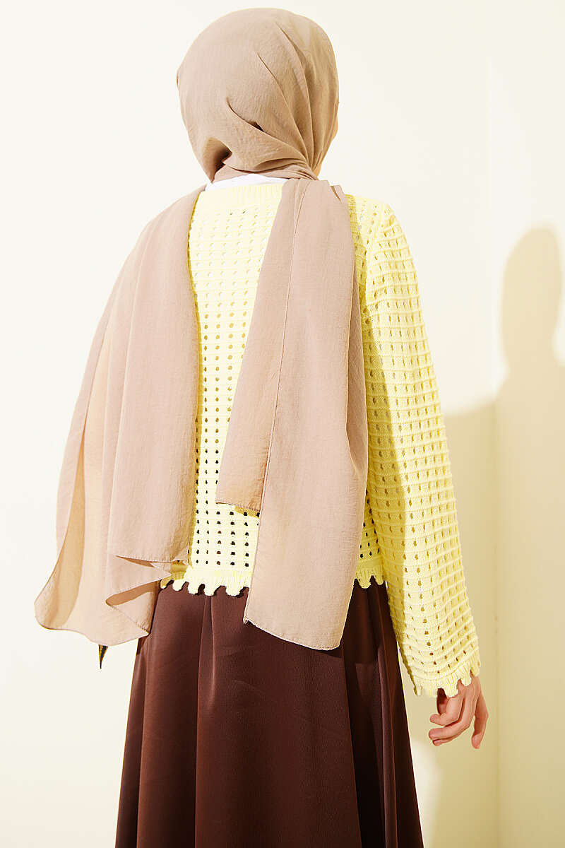 Short Knit Cardigan with Mini Floral Embroidery Yellow - Image 3