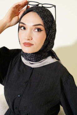 Alternative view of Soft Scarf Black