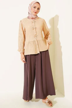 Alternative view of Button-Up Shirt with Bow Detail Beige