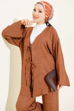 Alternative view of Two-Piece Set Brown