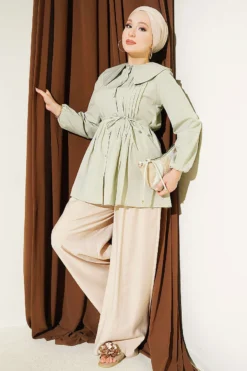 Alternative Ansicht von Pleated Front Sailor Collar Shirt Hazel
