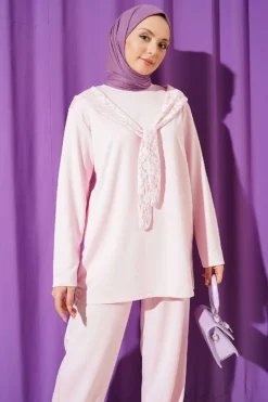 Alternative view of Shoulder Lace Scarf Two-Piece Set Pink