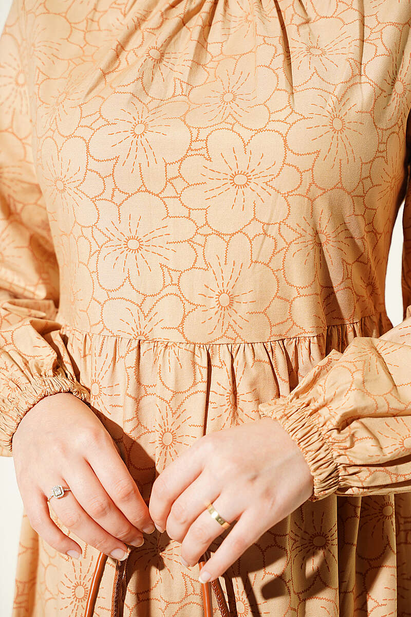Gathered Front Floral Print Dress Latte - immagine 4
