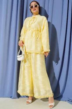 Alternative view of Fringe Detail Tie Belt Two-Piece Set Yellow