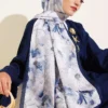 Daisy Flower Pattern Soft Scarf Navy Blue