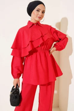 Alternative view of Two-Piece Set Red