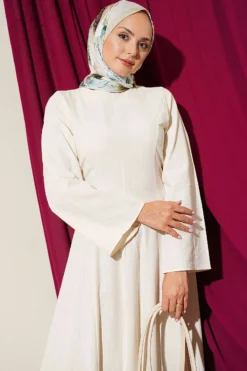 Alternative view of Dress with Pocket Details in Linen Beige