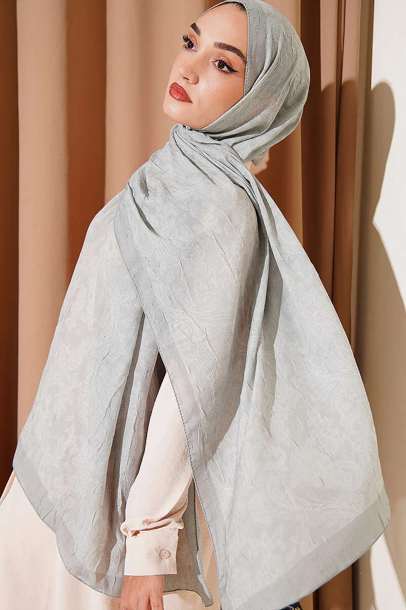 Retro Patterned Bamboo Crinkle Scarf Greenery