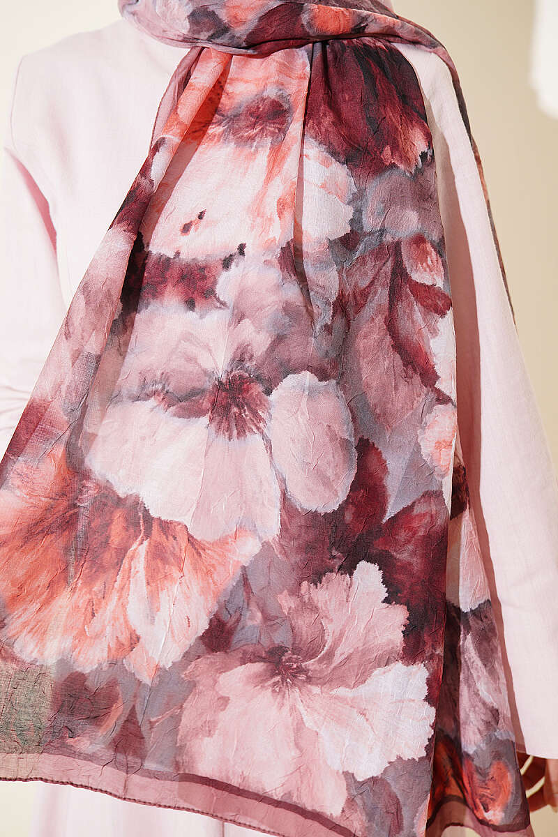Floral Bamboo Crinkle Scarf with Stripe Details Latte - immagine 4