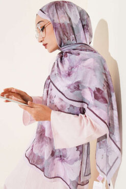 Alternative view of Floral Bamboo Crinkle Scarf with Stripe Details Lilac