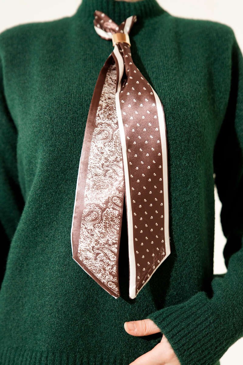 Long Knit Sweater with Extended Scarf Emerald – Image 4