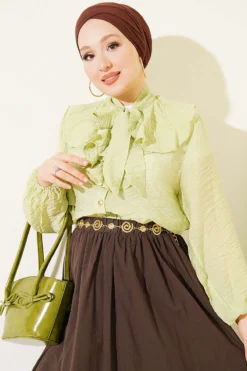 GREEN