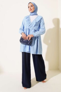 Alternative view of V-Neck Ruffled Detail Kimono Blue