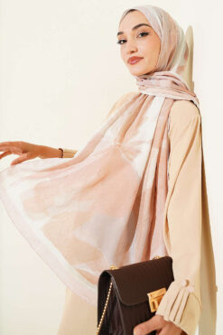 Alternative view of Vera Series Bamboo Crinkle Shawl Powder Pink
