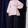 Gathered Neckline Tie Belted Shirt Pink - Imagen 2