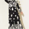 Tie-Neck Printed Dress Black – Bild 2