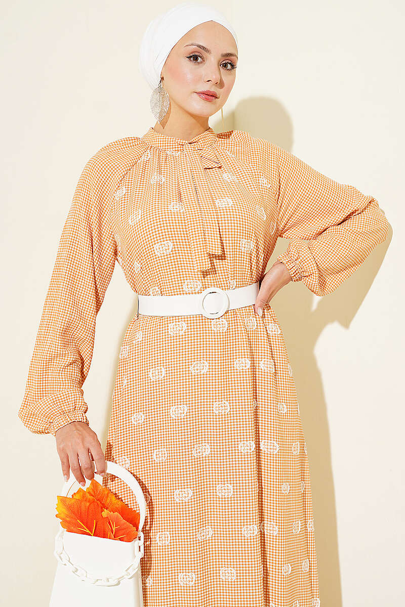 Tie-Neck Balloon Sleeve Gingham Dress Camel - immagine 2