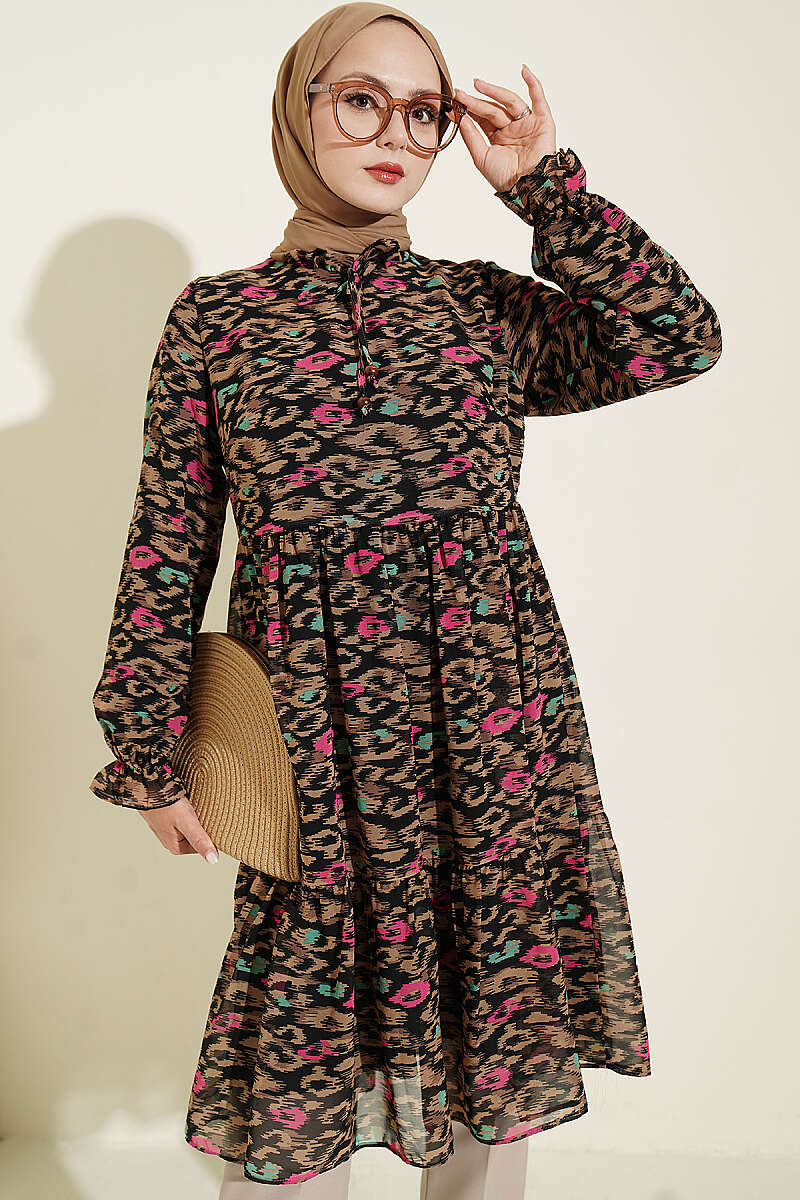 Ruffled Collar Detail Chiffon Tunic Latte
