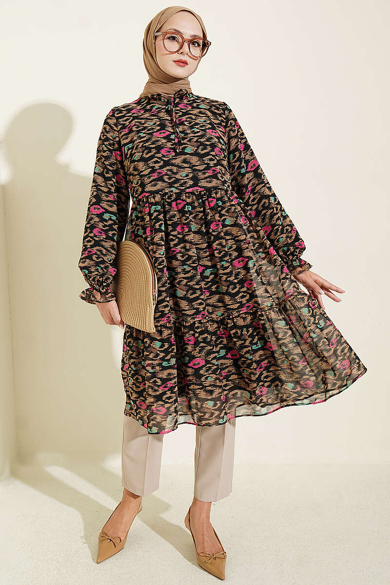 Ruffled Collar Detail Chiffon Tunic Latte - immagine 2