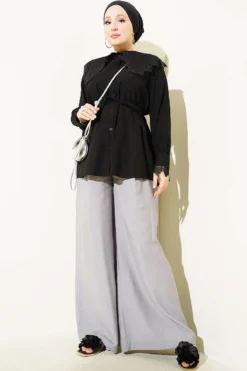 Alternatieve weergave van Shirt with Lace Neck and Cuffs Black