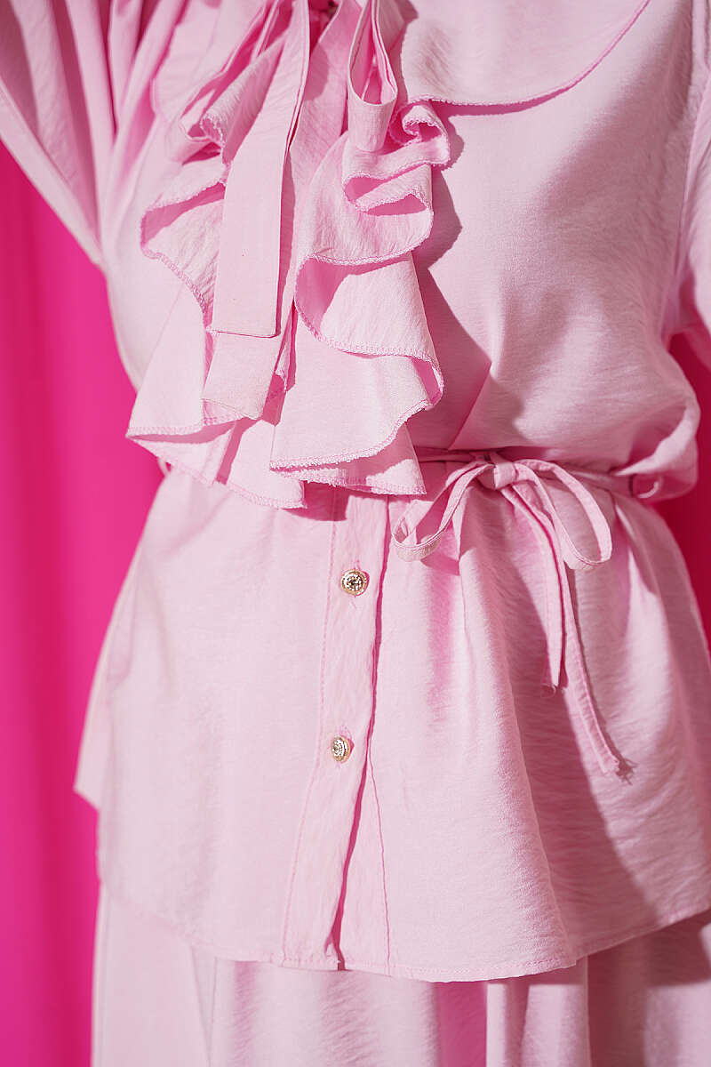 Ruffled Neckline Tied Two-Piece Set with Hem Edge Pink – Image 4