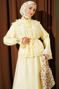 Alternative view of Ruffled Collar Brit Buttoned Two-Piece Set with Hem Edge Yellow