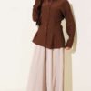 Side-Slit Tailored Shirt Brown – Image 2