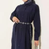 Button-Up Long Shirt with Side Slits Navy Blue – Bild 2
